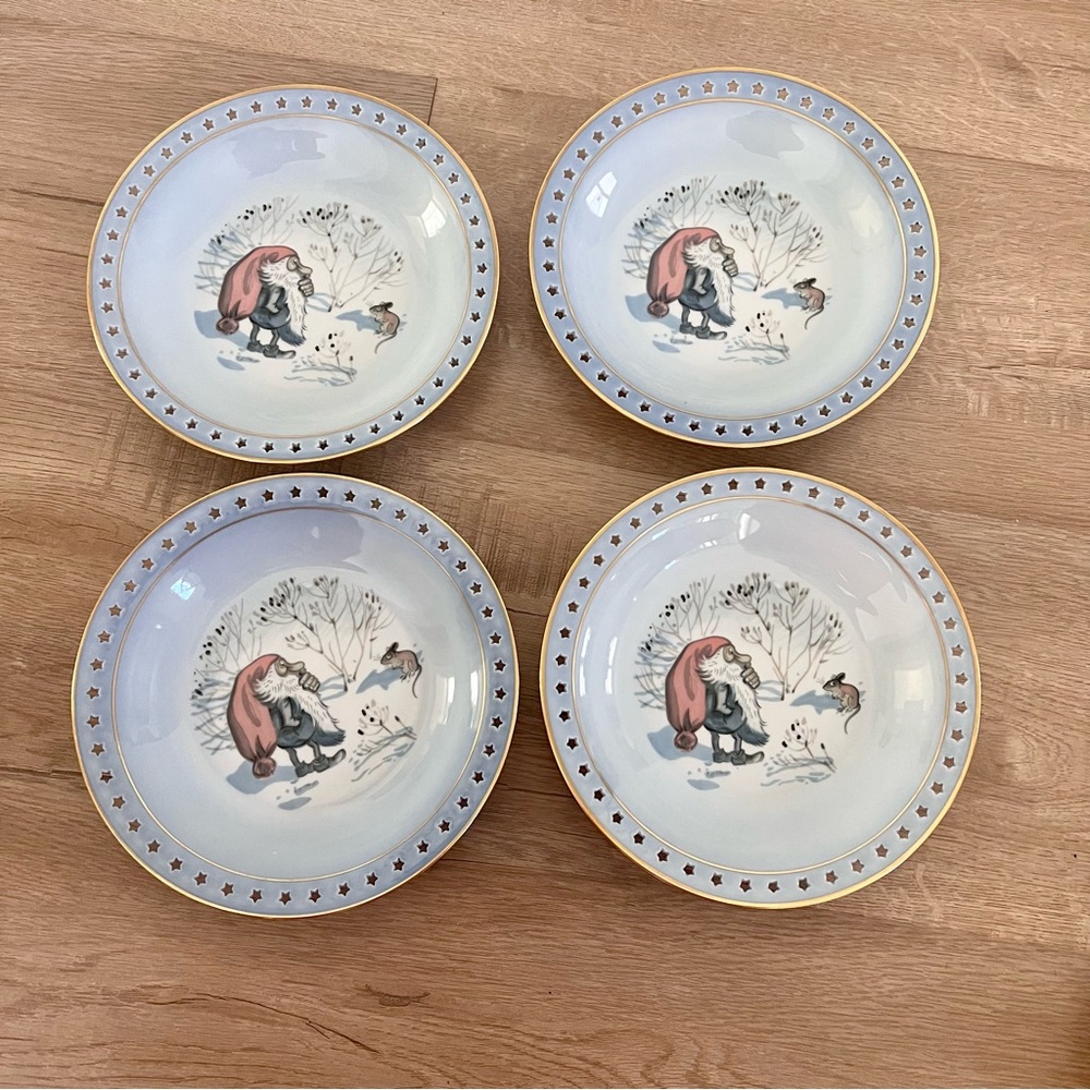 B&G Bing & Grondahl Harald Wiberg Copenhagen Christmas Pasta Plates Bowls 4 PCs